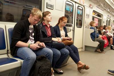 «Масочные рейды» обойдут стороной метро Петербурга