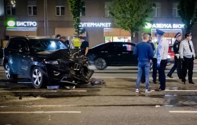Оформлявший ДТП инспектор подтвердил, что Ефремов был за рулем машины в момент аварии