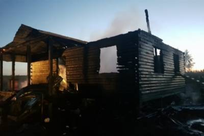 В Ярославском районе сгорел дом многодетной семьи