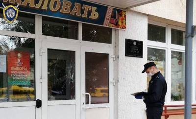 В Минске мужчина пытался вломиться на избирательный участок и ударил милиционера в голову