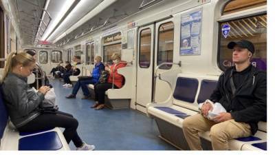 В метро Петербурга объяснили, почему не штрафуют за отсутствие масок
