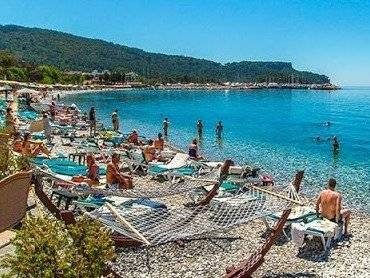 На курортах Турции наблюдается резкий рост числа зараженных коронавирусом