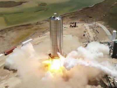 SpaceX показала летные испытания нового «марсианского» корабля