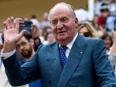 СМИ: Решение об отъезде экс-правителя Испании было принято на встрече с королем