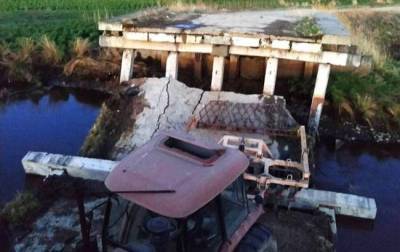 В России во время военных учений обвалился железнодорожный мост, есть пострадавшие