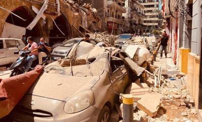 Пострадавших от взрыва в Бейруте разместили во временных убежищах