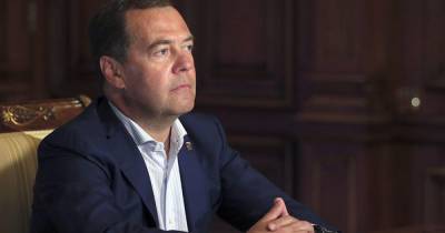 Последствия будут печальные: Медведев оценил ситуацию в Белоруссии