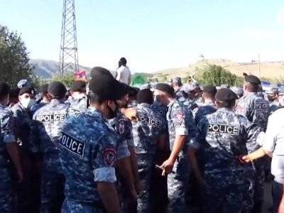 Эколог: В отношении армянских полицейских охранники частной компании применили насилие