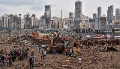 «Бейрут уничтожен»: Что нужно знать о катастрофическом взрыве, забравшем как минимум 100 жизней