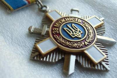 Зеленский посмертно наградил сержанта Ярослава Журавля и других военных, которые погибли под Зайцевым