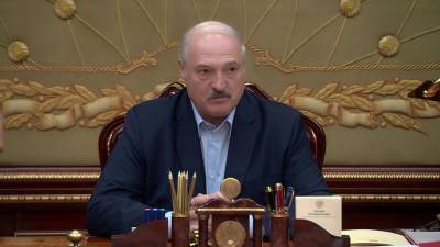 Лукашенко пока не решил как поступить с задержанными россиянами