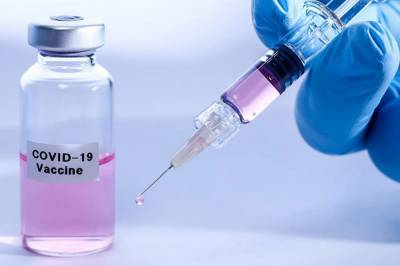 В Китае начали тестирование на людях совместной с Германией вакцины от COVID-19