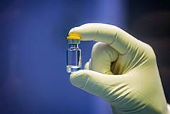 Johnson & Johnson продаст властям США вакцину от COVID на $1 млрд