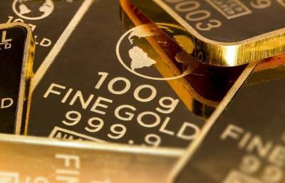 Золото впервые в истории подорожало выше 2000 долларов за унцию