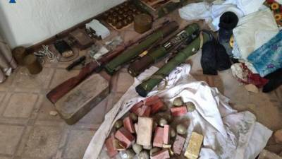 СБУ обнаружила схрон со взрывчаткой, который боевики планировали использовать для терактов в Украине