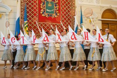 Астраханские активисты школ третьего возраста дали старт челленджу #тебемойгород2020