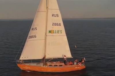 Петербургские яхтсмены задают тренд на отдых на Белом море