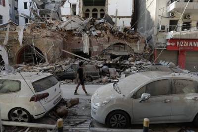 Фото дня: Бейрут в руинах (Фоторепортаж)