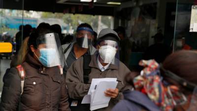 За сутки в Перу выявили более 7,7 тысяч случаев коронавируса