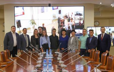 Министр спорта поздравил сахалинцев с победой в спартакиаде учащихся