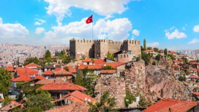 В Турции опровергли информацию о вспышке коронавируса на курортах