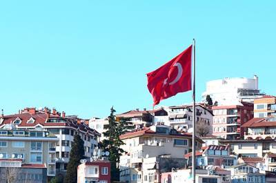 Фахреттина Коджи - Минздрав Турции опроверг информацию о вспышке COVID-19 на курортах - pnp.ru - Турция - Анкара - Стамбул