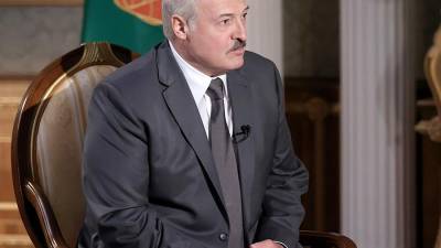 Лукашенко поручил пригласить генпрокуроров РФ и Украины из-за задержания россиян