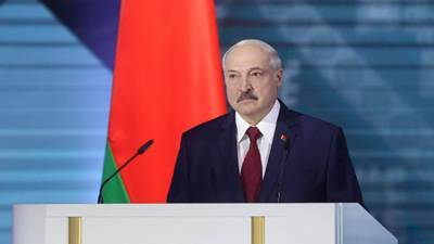 Лукашенко поручил пригласить в Белоруссию генпрокуроров РФ и Украины