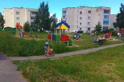 Костромские общественники получили в награду три детские площадки
