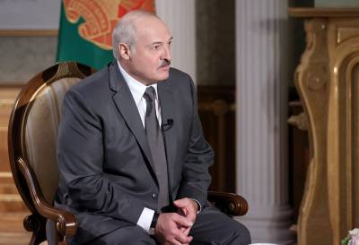 Лукашенко пригласил в Минск генпрокуроров России и Украины из-за задержанных россиян