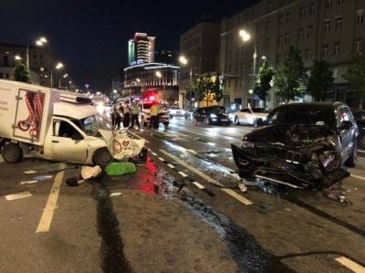 Увернувшийся от машины Ефремова водитель заявил, что актер находился за рулем