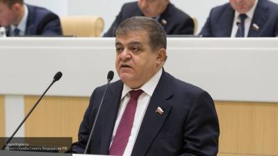 Сенатор Джабаров призвал наказать "Центр "Досье" за нарушение закона
