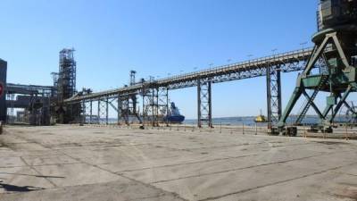 Николаевский морской порт опроверг информацию о хранении аммиачной селитры