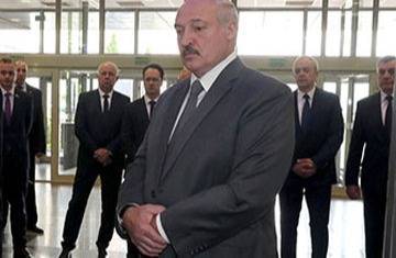 Невзоров радуется, что на примере Лукашенко появилась возможность наблюдать за публичной агонией диктатора