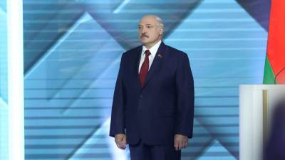 Лукашенко заявил, что ему «подкинули» коронавирус