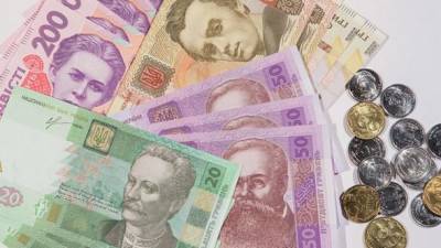 Зеленский внесет в Раду законопроект о повышении минимальной зарплаты до 5 тыс. грн