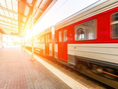 С завтрашнего дня "Укрзалізниця" будет продавать 100% мест в киевских региональных поездах