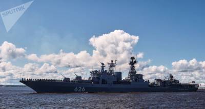 Корабль "Вице-адмирал Кулаков" "уничтожил" подлодку условного противника