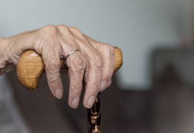 Отсрочить болезнь Альцгеймера поможет физическая активность
