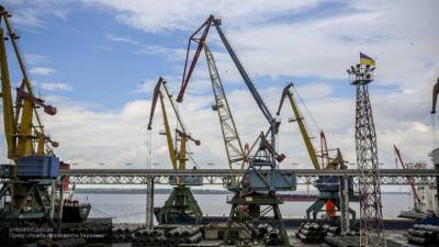 Залежи просроченной селитры лежат в украинском порту