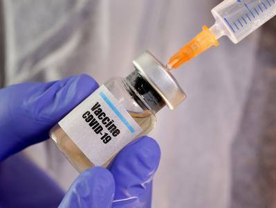 Goldman Sachs предсказал неразбериху на рынках из-за вакцины против COVID