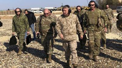 Генерал Маккензи побеседовал с командующим вооруженными силами Ливана