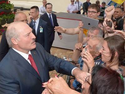 Лукашенко не исключил, что мог бы быть психологом