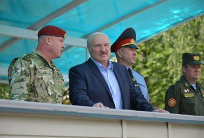 Лукашенко уверяет, что никуда из Беларуси не побежит