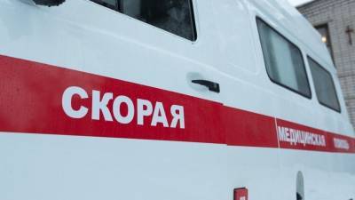 Бетонная плита насмерть задавила ребенка на игровой площадке в Астрахани
