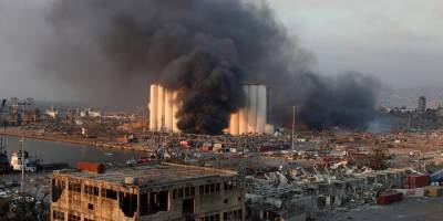 Число погибших при взрыве в Бейруте превысило 100 человек: видео