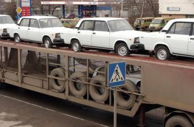 В Госдуме предложили отменить транспортный налог на автомобили российских марок