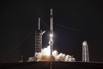 SpaceX отправила на орбиту еще 57 интернет-спутников Starlink и два спутника-попутчика BlackSky Global 7 и 8