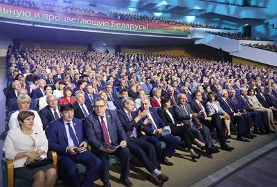 Лукашенко уверен, что за него 79-80% избирателей