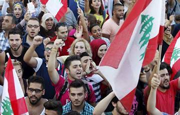 Протестующие в Бейруте требовали отставки правительства
